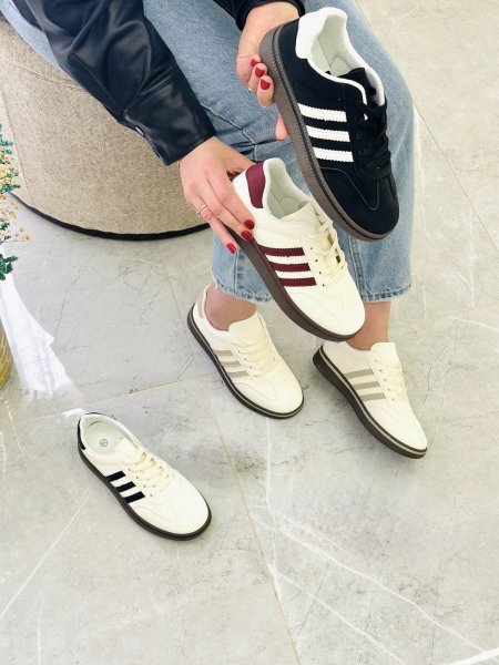 حذاء اديداس سامبا