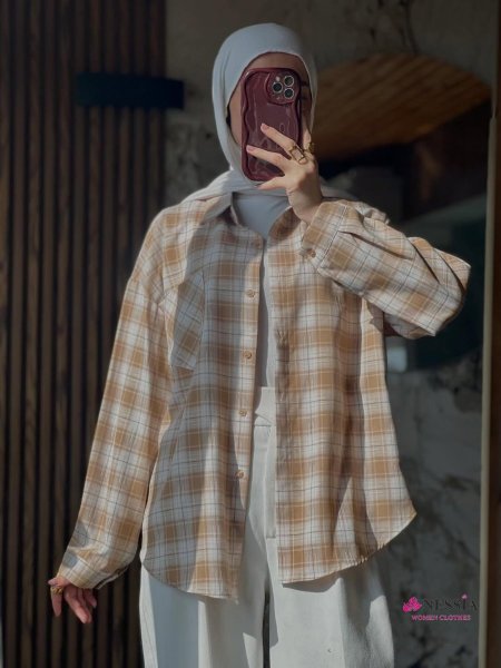 بيج وابيض