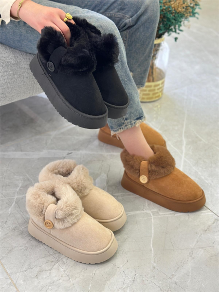 UGGS